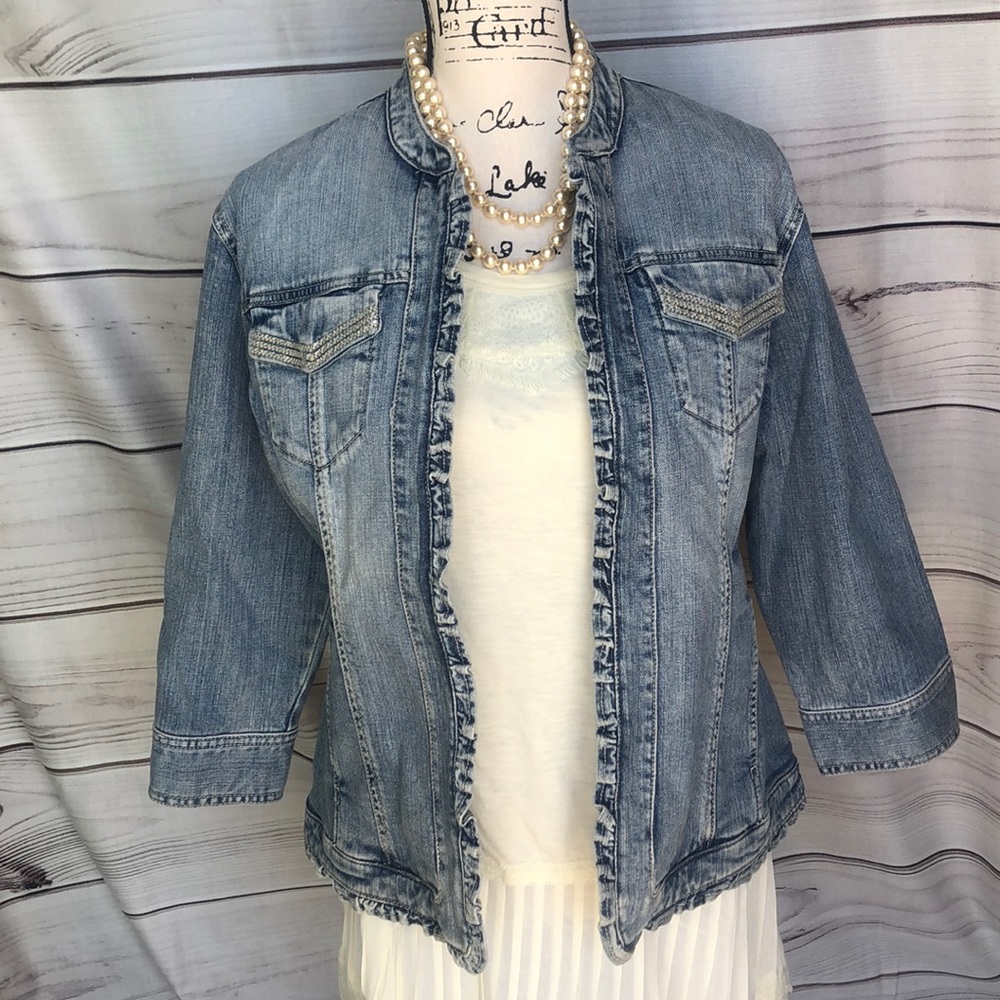 Chico’s denim jean jacket💋EUC